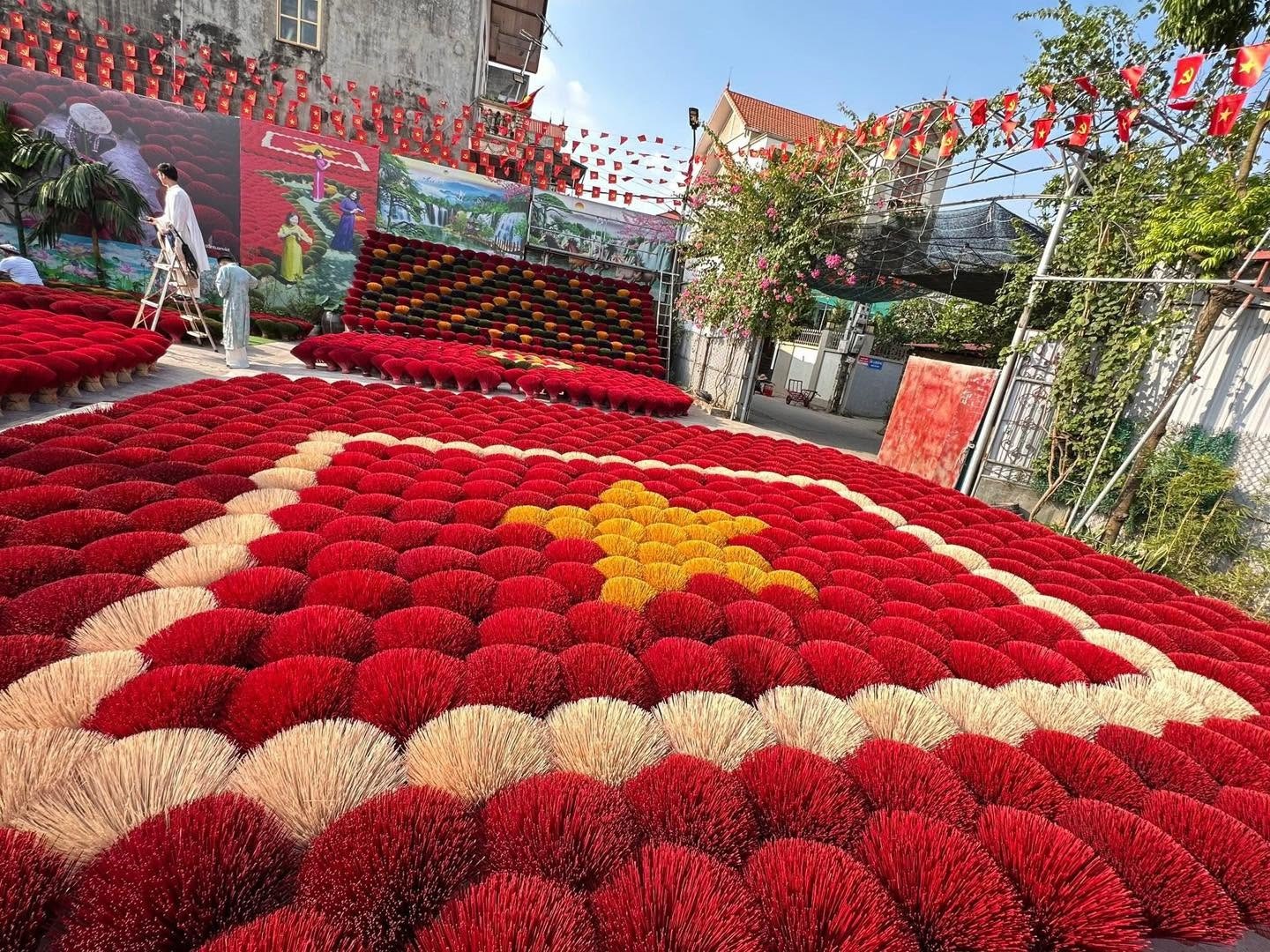 HALF DAY TOUR: INCENSE VILLAGE & HAT MAKING VILLAGE, NO LUNCH