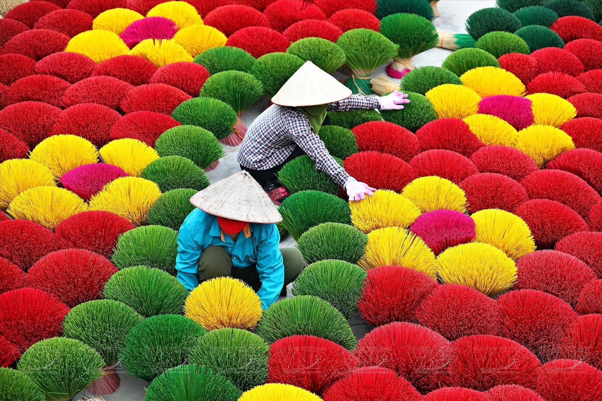 QUANG PHU CAU  INCENSE CRAFTING  VILLAGE