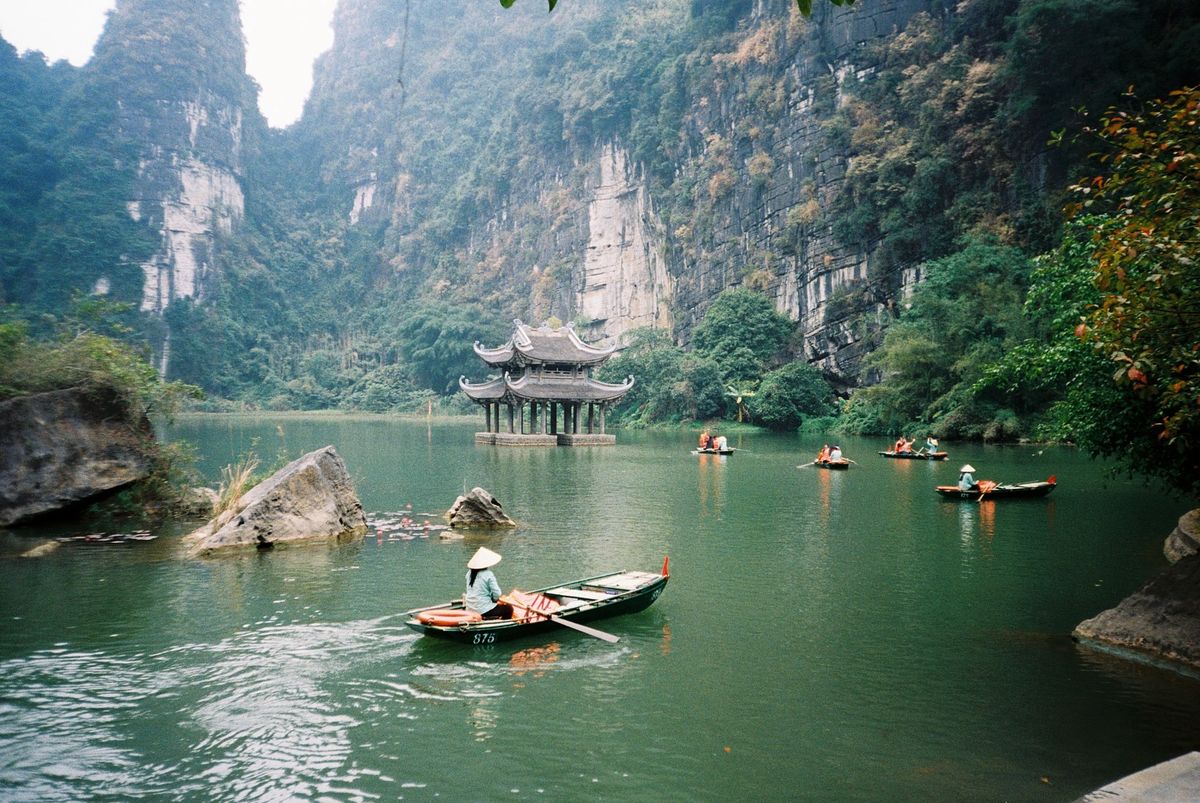 BAI DINH PAGODA – TRANG AN CAVE - MUA CAVE